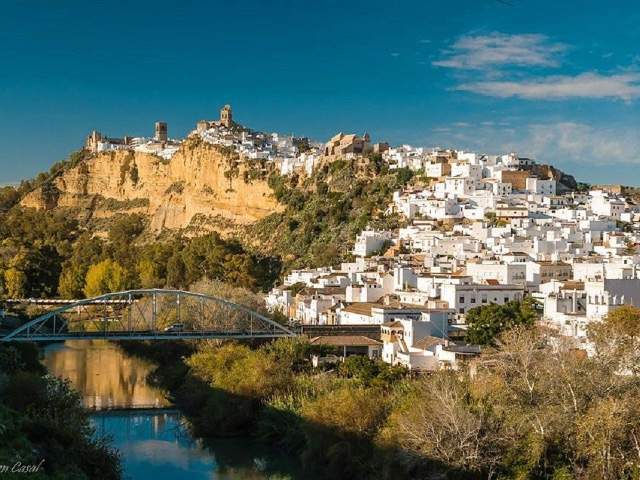 arcos de la frontera desde el rio guadalete cadiz 52572 xl